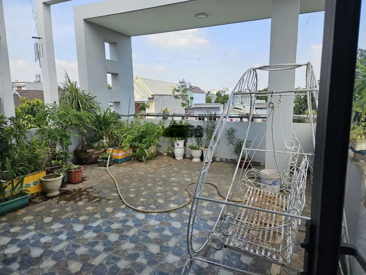 Bán nhà sổ thổ cư hoàn công 5x22(125m2)cách đường Nguyễn ái quốc 50m đường 4m giá 4tỷ lh 0794290131