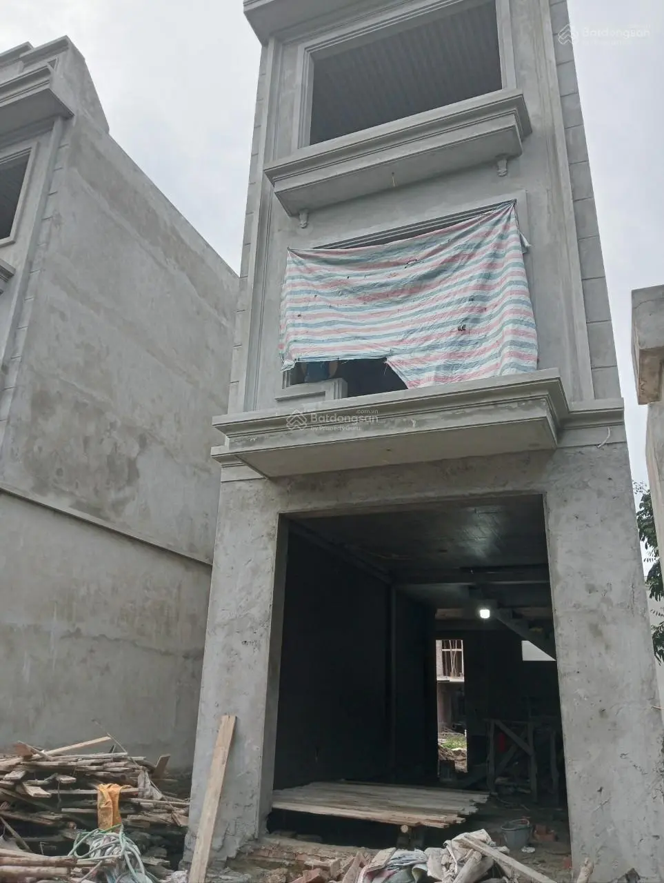 Khó tin! Nhà Độc Lập - 100m2 Đại Thành mới tinh - đi khoảng 10p vào trung tâm Hà Đông