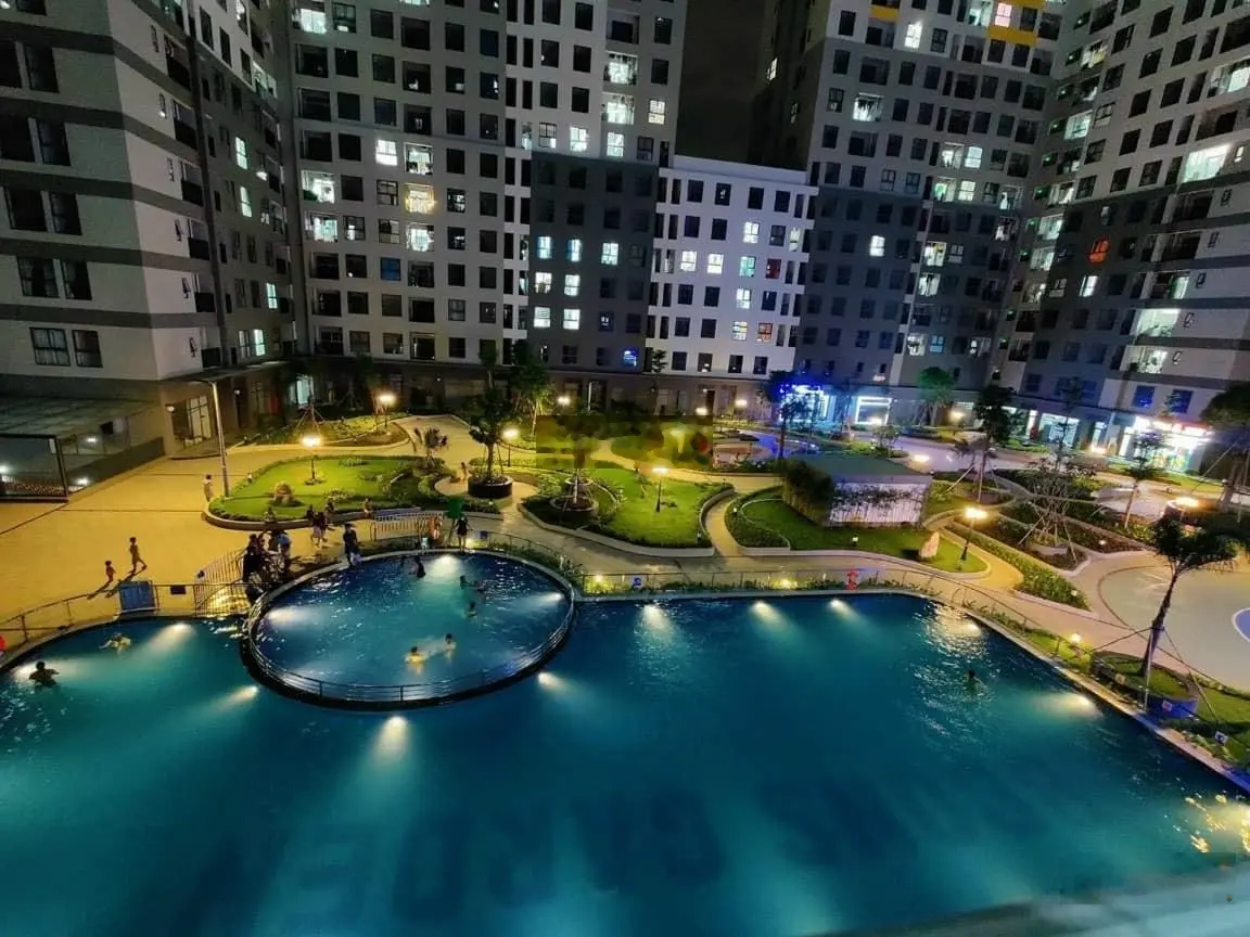 Chủ gửi bán gấp căn 2PN2WC - Có ban công - Bcons Garden. Giá 1ty650 trọn thuế phí. View siêu đỉnh