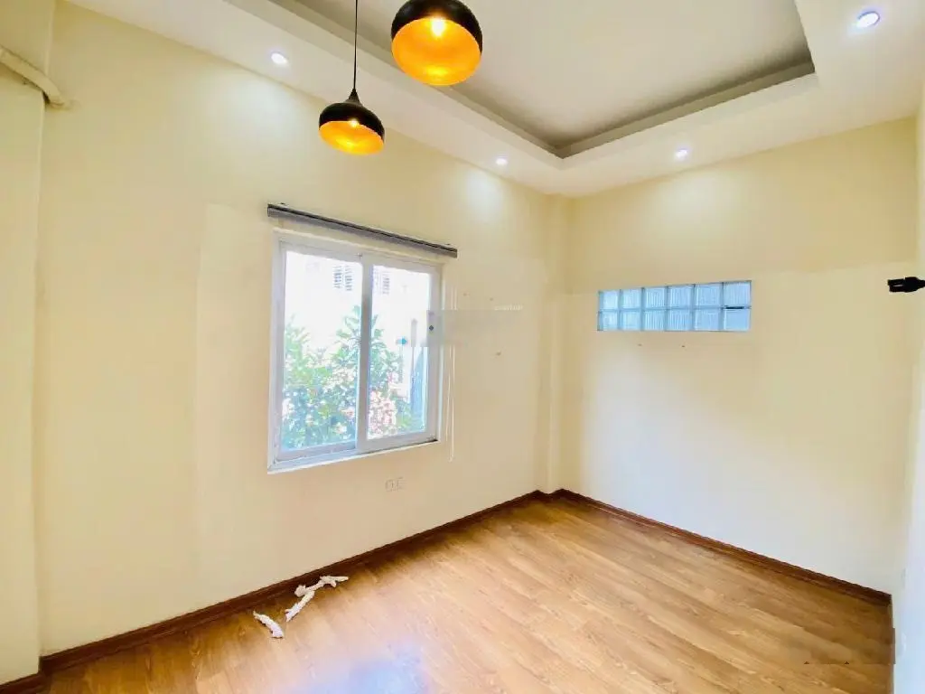 Tôi chính chủ bán nhà Phú Thượng, An Dương Vương 45m2 4PN. Ô chờ thang máy. Nhà mới tự xây ở. 6.9tỷ