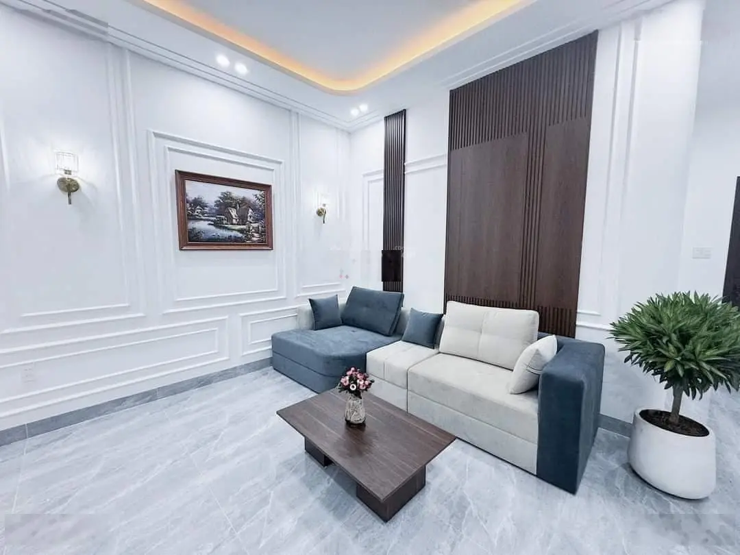 QUÁ RẺ! 3Tỷ580 sở hữu nhà diện tích lớn 87m2 ngay Hoa Lan, P.7, Phú Nhuận. Thuê 28tr. Sổ hông riêng