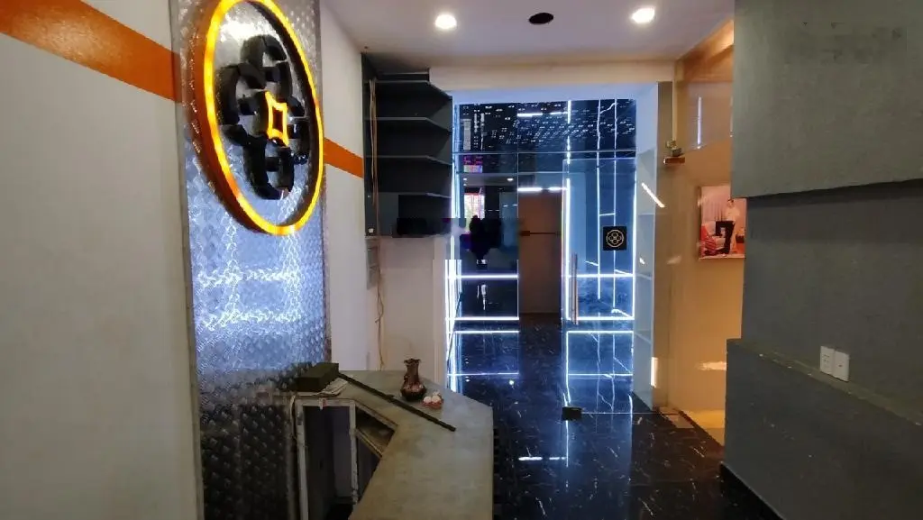 Giảm gấp chỉ 16 tỷ. Bán nhà mặt tiền KD Nguyễn Đình Chiểu, 5 tầng - tặng nội thất. Quận 3