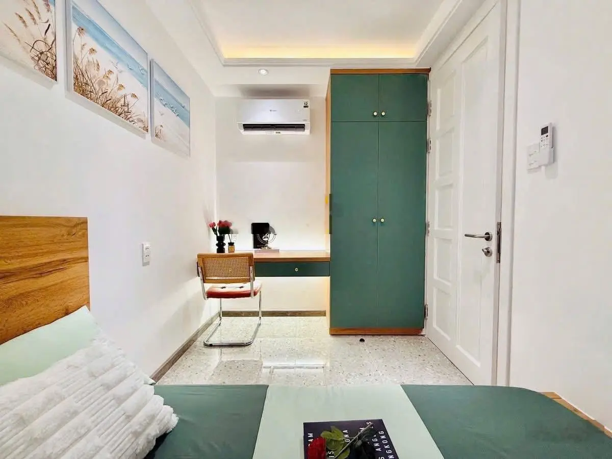 Cần tiền gấp bán nhanh nhà Hoà Hưng,P12,Q10 giá 3TỶ950/72,9m2 cho thuê 28tr/tháng gần Ga Sài Gòn