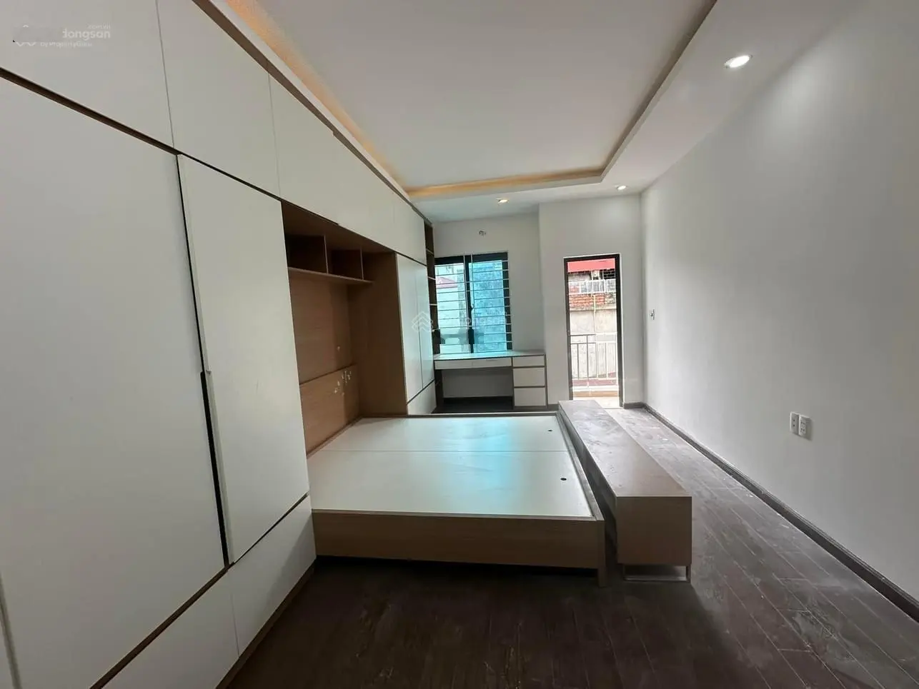 Siêu hiếm, nhà rất đẹp, Thoáng trước, sau, ngõ nông Võ Chí Công - Tây Hồ - Hà Nội