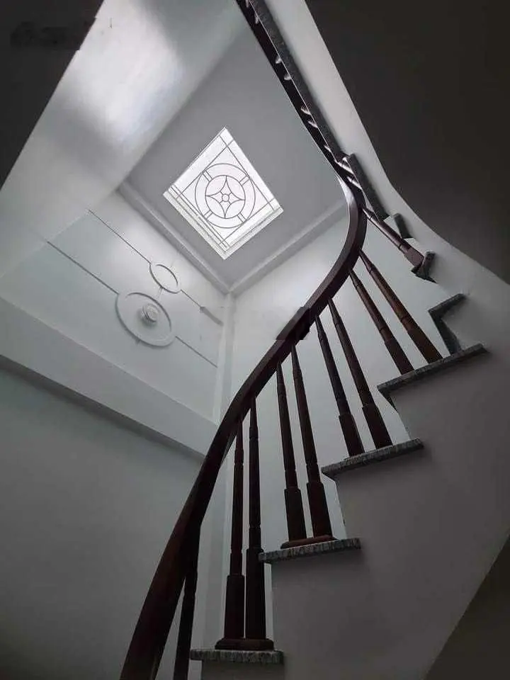 Bán nhà Tây Mỗ - lô góc - ô tô - 30m2 - 4.55 tỷ - 5 tầng - tiện ích vinhome