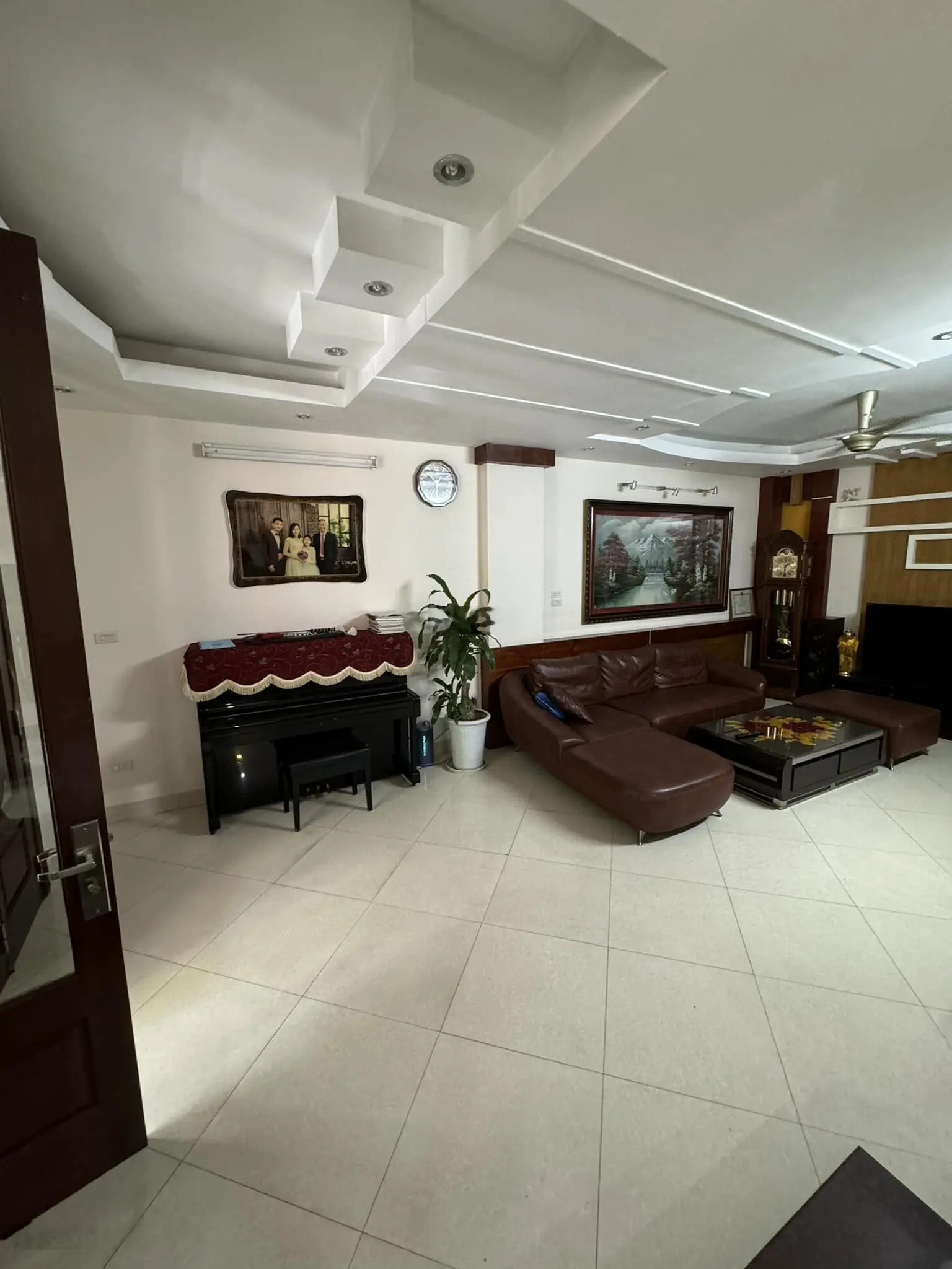 Độc nhất biệt thự lk vip khu đô thị yên hoà, 120m2 x 5 tầng, mt 10m, ô tô tránh, vỉa hè, ở sướng