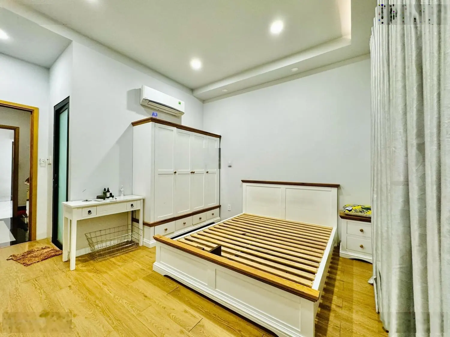 Kẹt tiền bán gấp nhà Trần Quang Diệu Q3. DT 71,76m2/4tỷ280 gần chợ Nguyễn Văn Trỗi cho thuê 36 tr