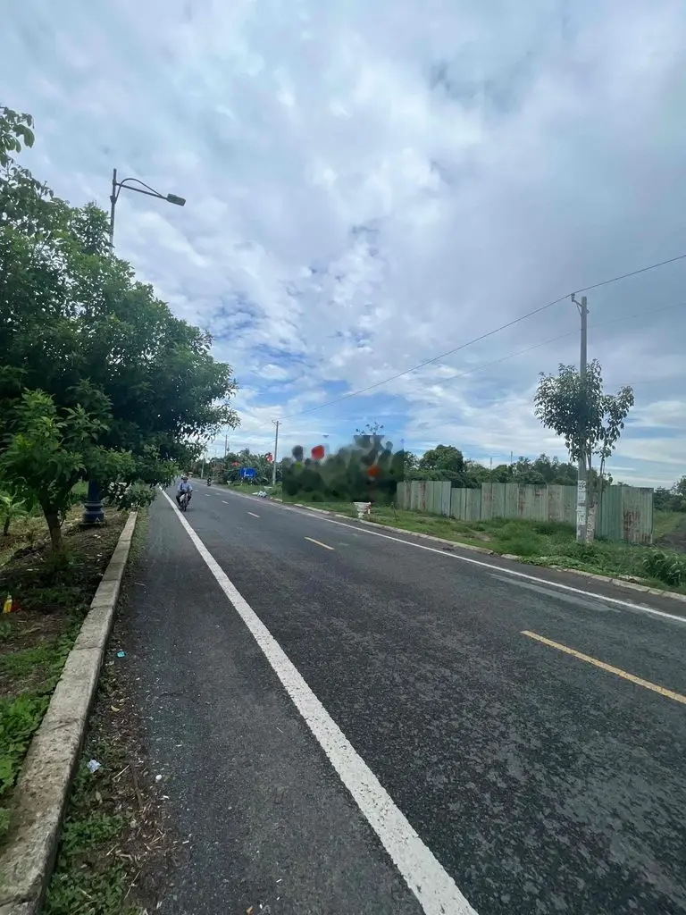 MẶT TIỀN NGUYỄN VĂN CỪ ND 2800M2 5,5Tr/M2 GẦN CẦU VÀM XÁNG