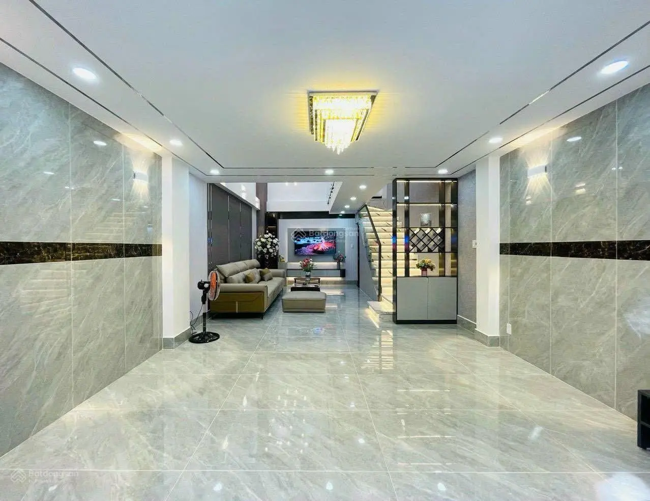 Định cư Úc bán nhà Trần Đình Xu - P Cô Giang - Q1. Giá 4Tỷ150/66,3m2 cho thuê 28triệu đường hẻm lớn