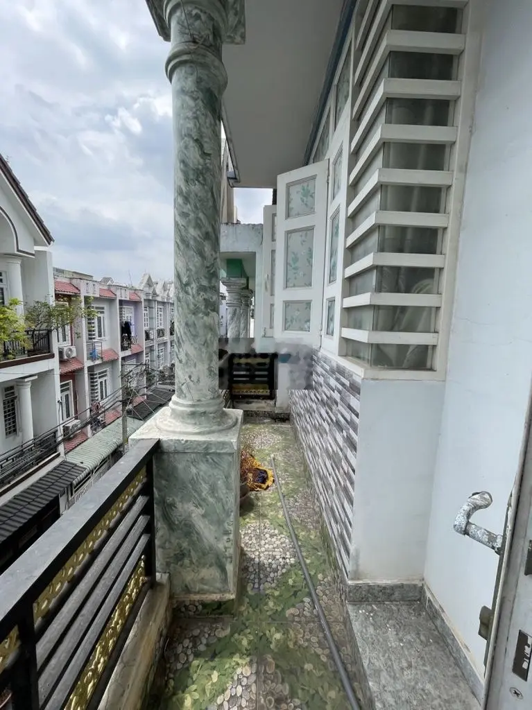 Bán nhà HXH thông Thới An, Quận 12, 4 Tầng, Ngang khủng 5.6m, 4.x Tỷ