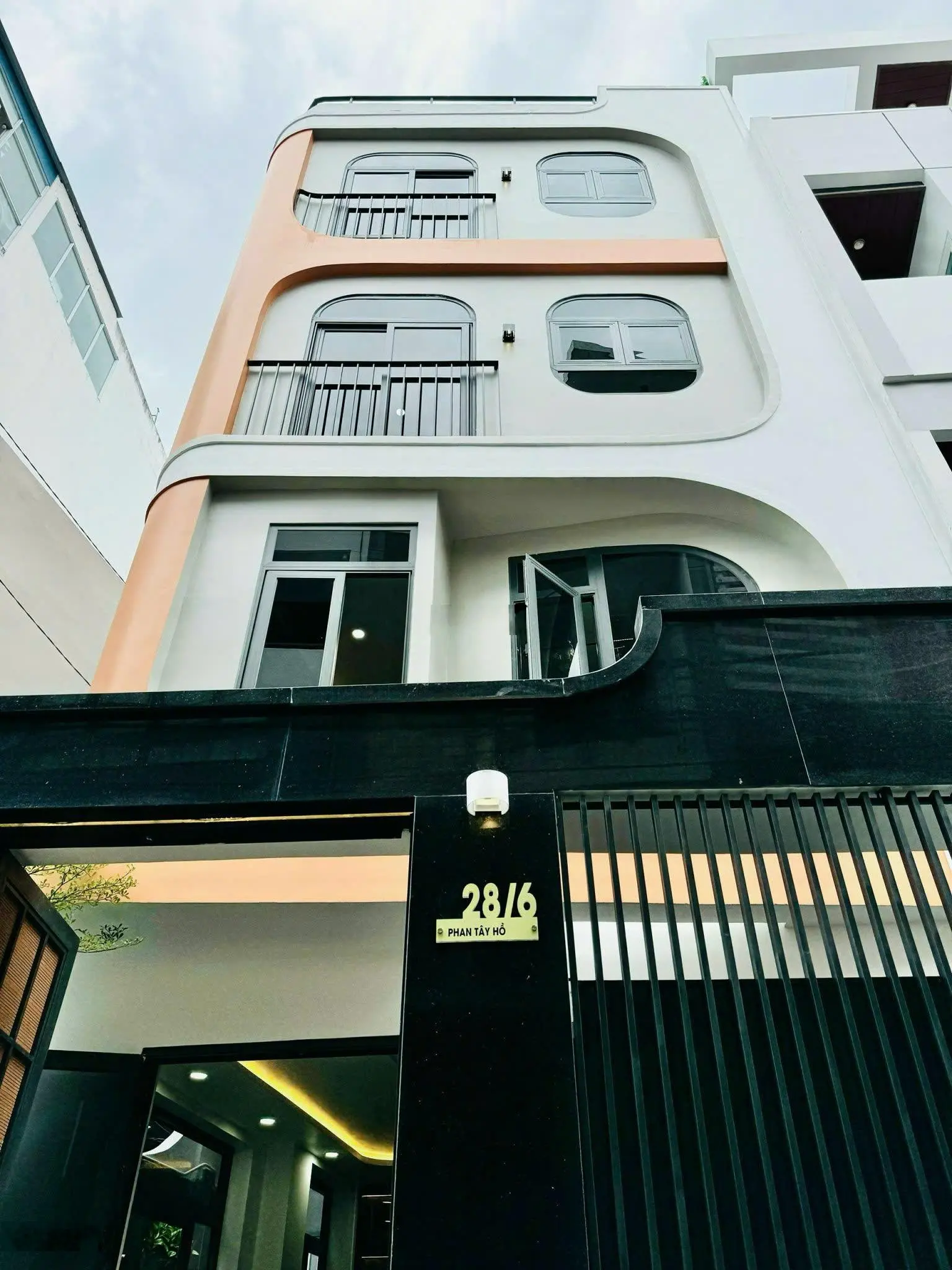 Bán nhà riêng tại đường Phan Tây Hồ 1 trệt 3 lầu, giá 4,35 tỷ VND, diện tích 38,7 m2 còn TL