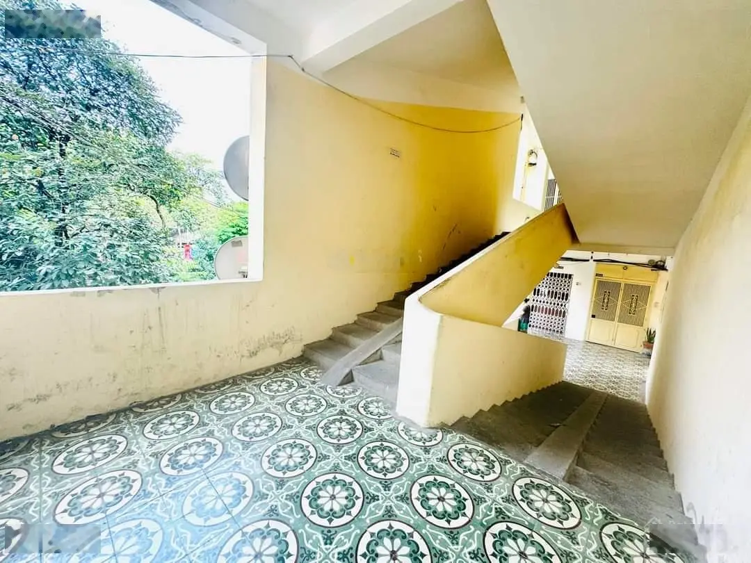 BÁN NHÀ TẬP THỂ CẢNH SÁT - THANH XUÂN - ÔTÔ - NHÀ ĐẸP - FULL NỘI THẤT - 2 NGỦ - 2VS - 80M - HƠN 2T