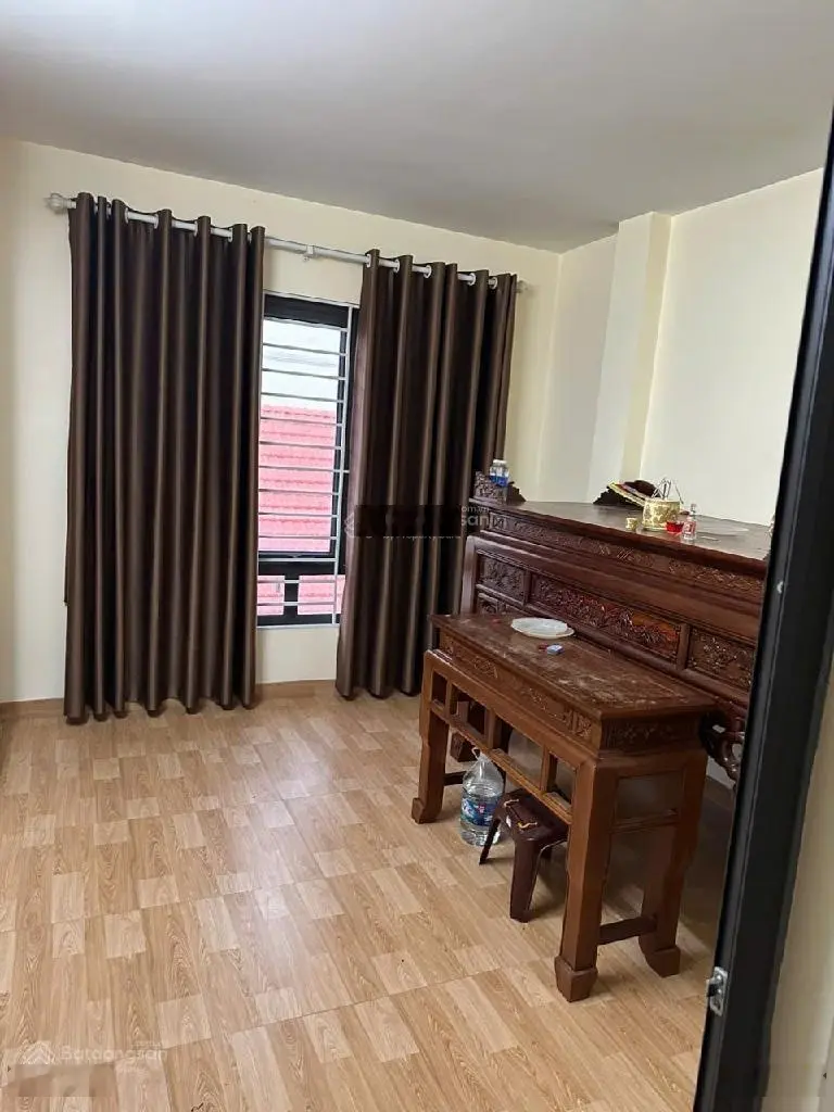 Bán nhà đường Văn Trì - Quận Bắc Từ Liêm, diện tích 32m2 nhà 5 tầng 5,1 tỷ ô tô đậu cửa nhà