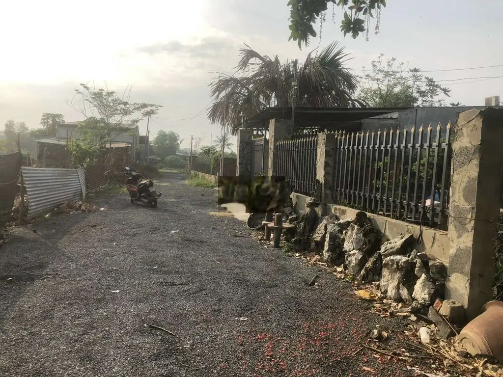 Nhà vườn KDL giang điền 1250m2 shr thổ cư, giảm còn 3ty50tr.