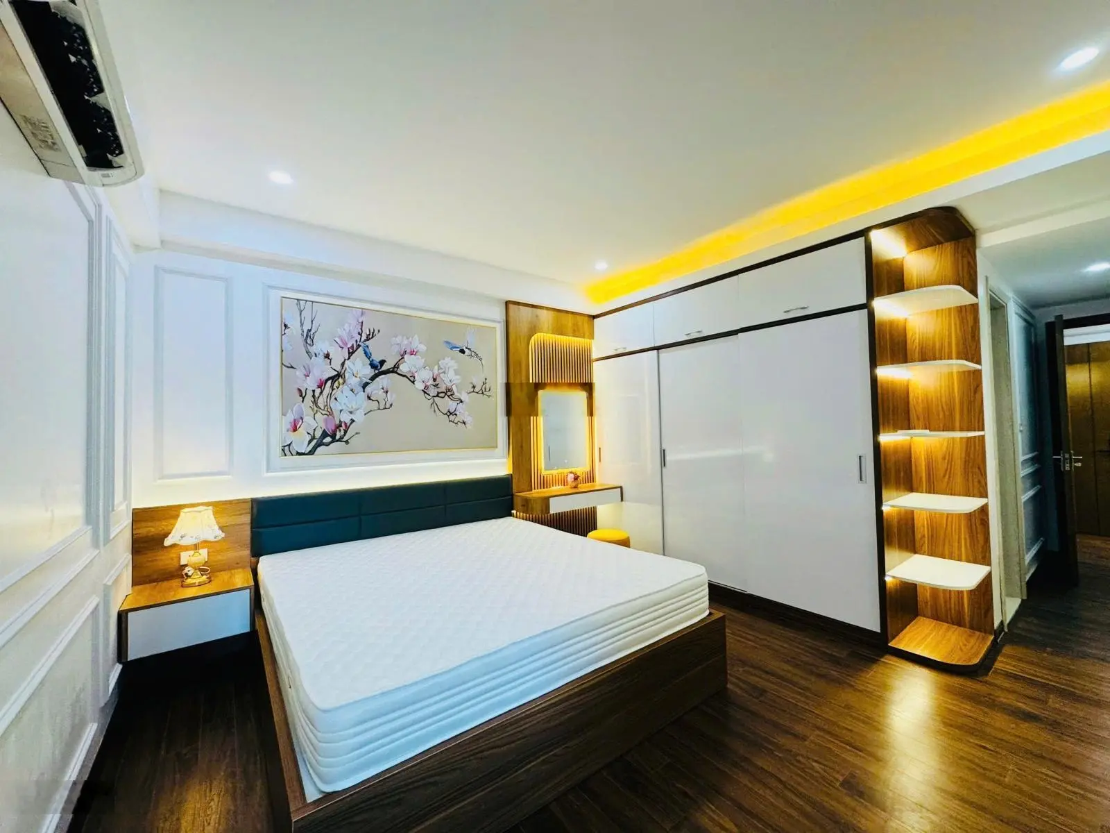 Gấp! chỉ nhỉnh 7 tỷ sở hữu căn hộ 3 phòng ngủ 2vs cc Imperia Garden, full NT, hướng mát,O975645309