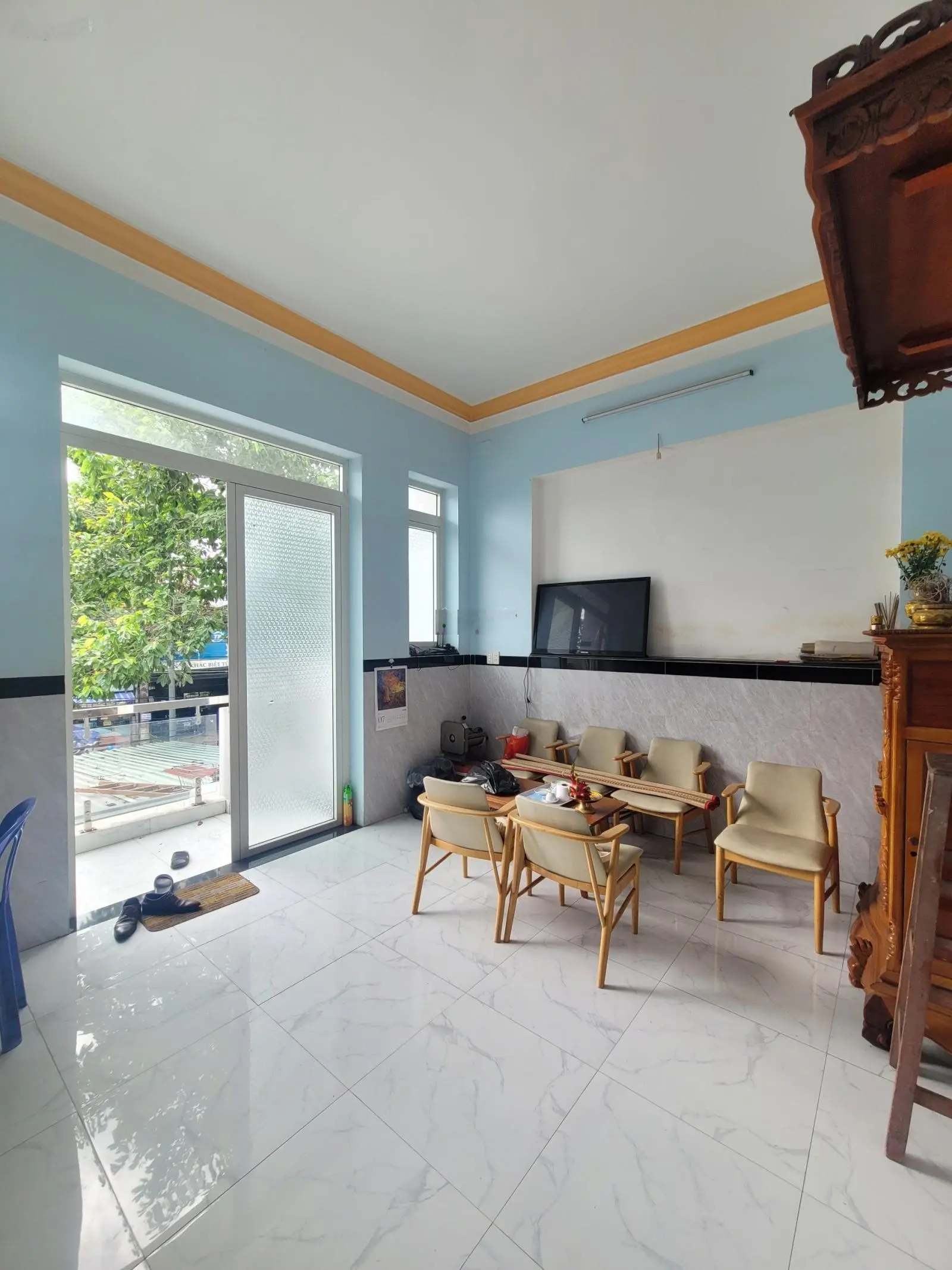 6 Tỷ 200 Bán nhà 1 trệt 1 lầu mặt tiền đường Nguyễn Hữu Cảnh P. Đông Hòa TP. Dĩ An