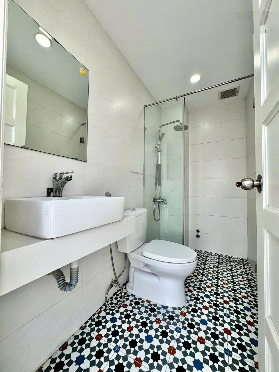 Hẻm xe hơi trung tâm bình thạnh ; 40m2 , 5 tầng , ô tô ngủ trong nhà _ giá 7,15 tỷ tl