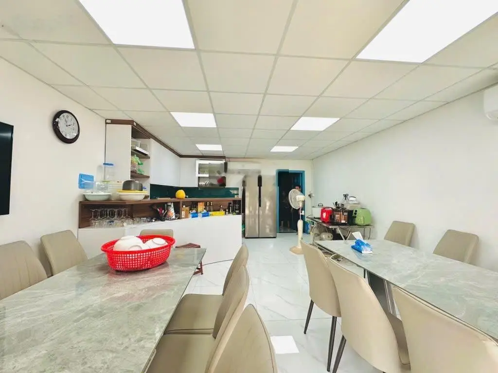 Ngõ 4.5m ô tô tránh, - trường chinh - kinh doanh đỉnh - 100m * 5t - gara oto - mặt tiền 5.4m