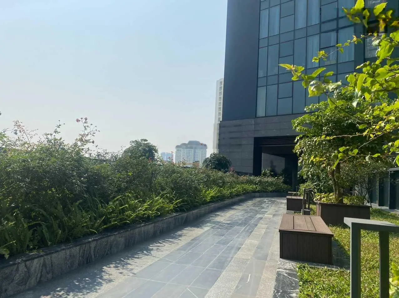 Cần bán căn 3PN/104m2 Sunshine City tầng cao view sông Hồng đẹp, có sổ. LH 0966 286 ***