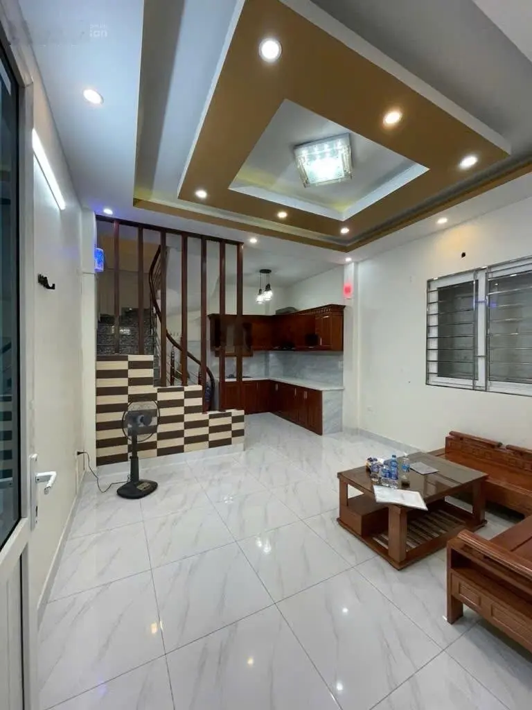 BÁN NHÀ THẠCH BÀN- VIEW HỒ- GẦN CHỢ DÂN -AN NINH- TRƯỜNG HỌC 1, 2,3 XUNG QUANH - 32M5T- NHỈNH 4 TỶ