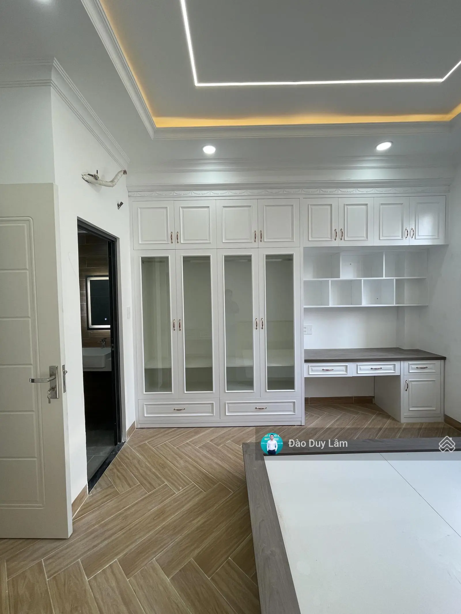 Nhà mới 4 tầng đường ôtô đậu trong nhà, đường thông, thiết kế đẹp - nội thất xịn ngay chợ Hiệp Bình