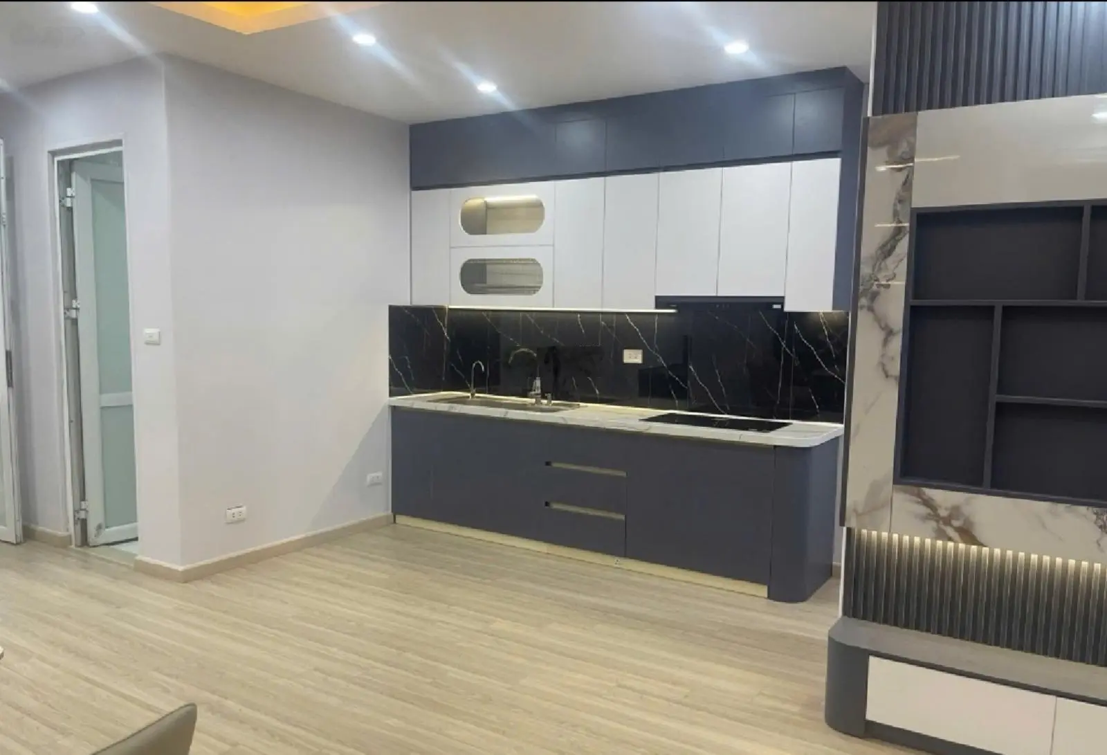 Siêu hiếm ! c.h t/p giao lưu - 76m - 1pk - 2pn - nt đẹp - ở ngay - giá 4,15 tỷ