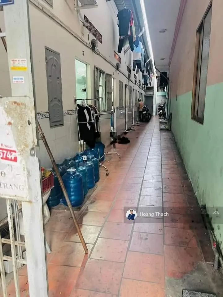 Dãy trọ thu nhập ổn định giáp TTHC Dĩ sổ sẵn full thổ cư. Chợ bao quanh