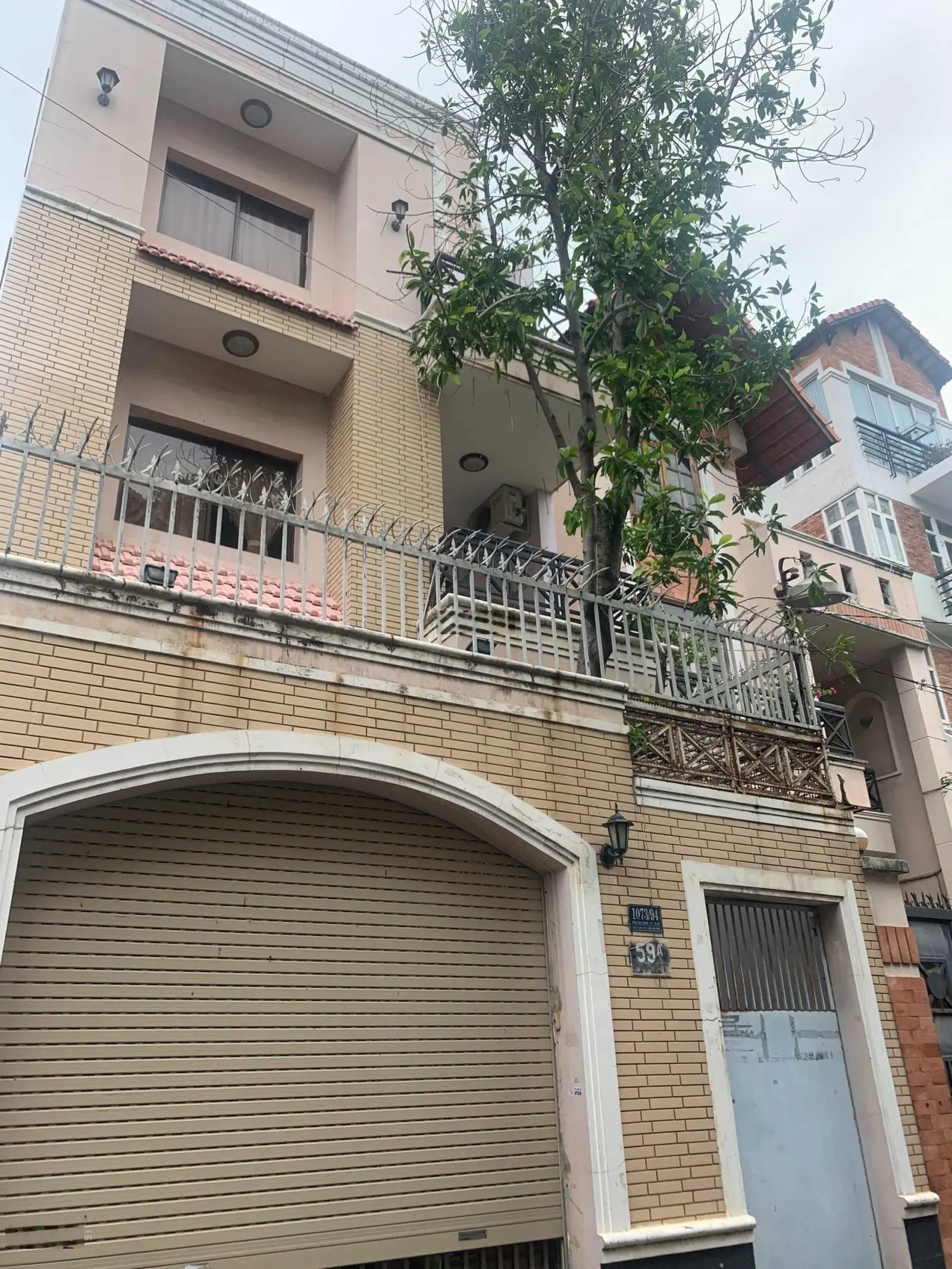 Duy nhất 1 căn!Bán nhà mặt tiền Cư Xá Tự Do P7 Tân Bình, DT:6x20m, 3 lầu, giá 21,5tỷ, LH 0901 311 ***