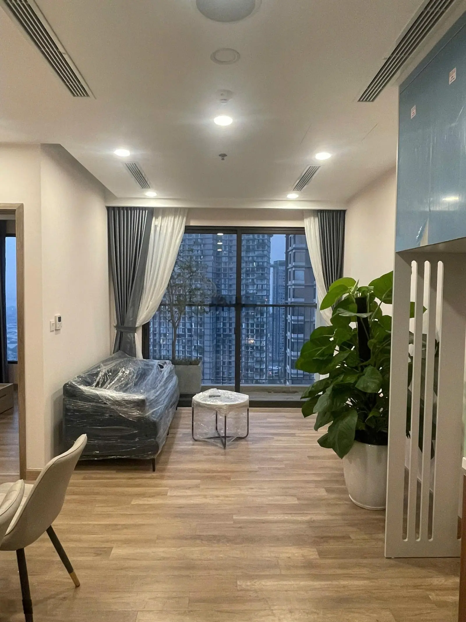Căn hộ 2PN Haven giá tốt nội thất mới tinh cần tìm chủ mới bóc seal