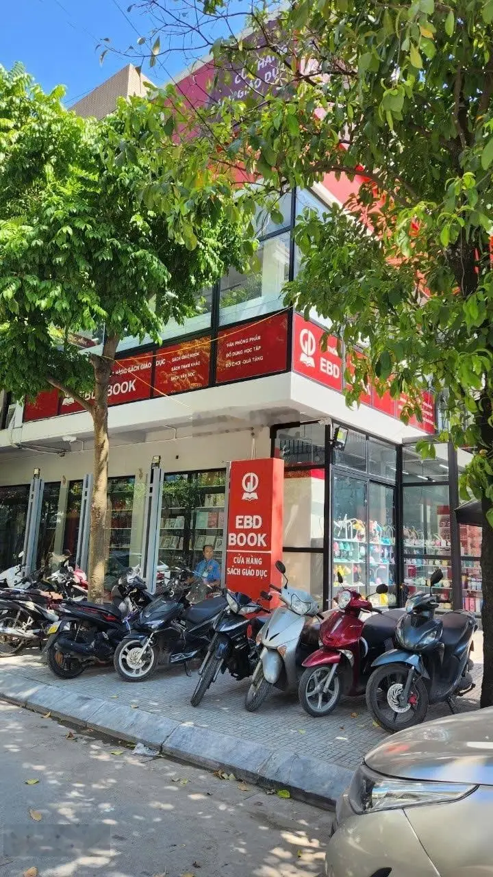 Bán gấp biệt thự lô góc, mặt phố, trung tâm Quận Hà Đông, MT 27m, 200m2, thuê 70tr/th, nhỉnh 58 tỷ
