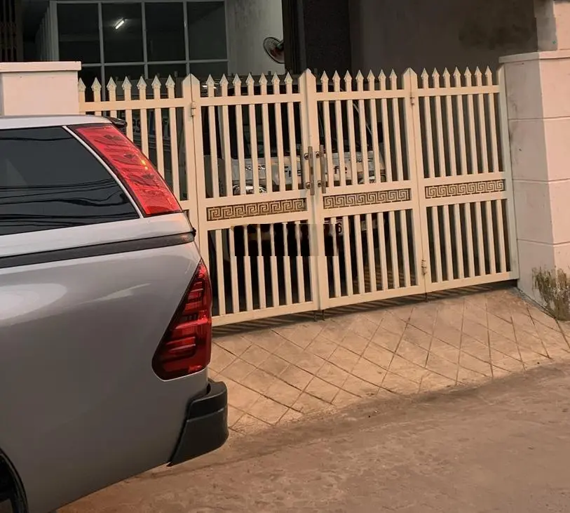 Chính chủ bán nhà mặt tiền đường Trần Rến 6x37m