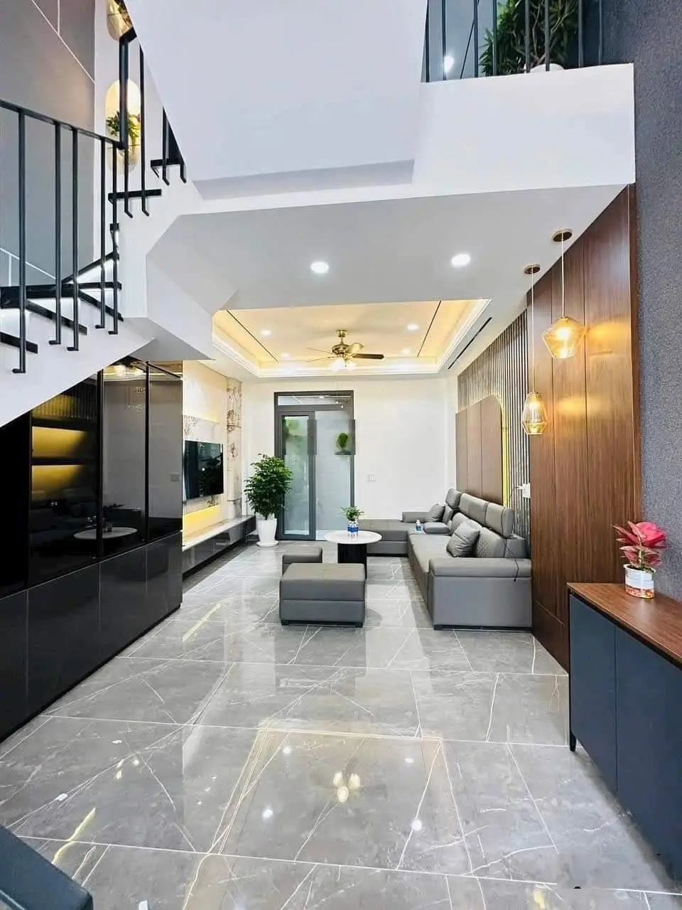 Bán gấp nhà đẹp giá rẻ cần đước long an đang cho thuê 7tr/tháng 1 trệt - 1 lầu - 3 pn - 3 wc