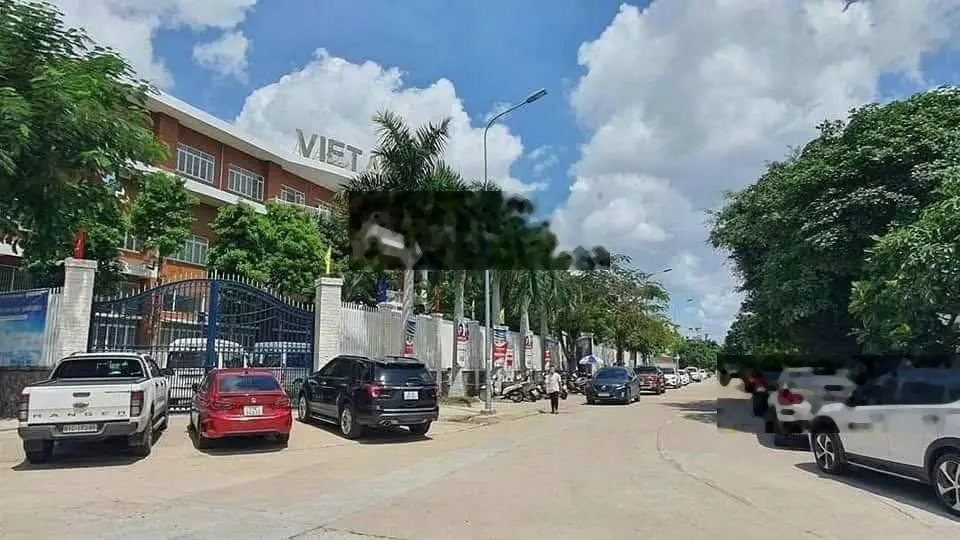 Cần bán nhà khu TTHC Dĩ An - giá nhỉnh 7 tỷ xíu xíu thôi (bán đất tặng nhà 2 lầu)
