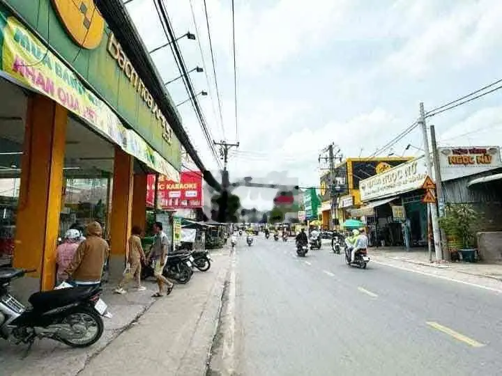 Kẹt tiền bán gấp lô đất mt bình chuẩn 17, gần chợ giá bán nhanh 830tr