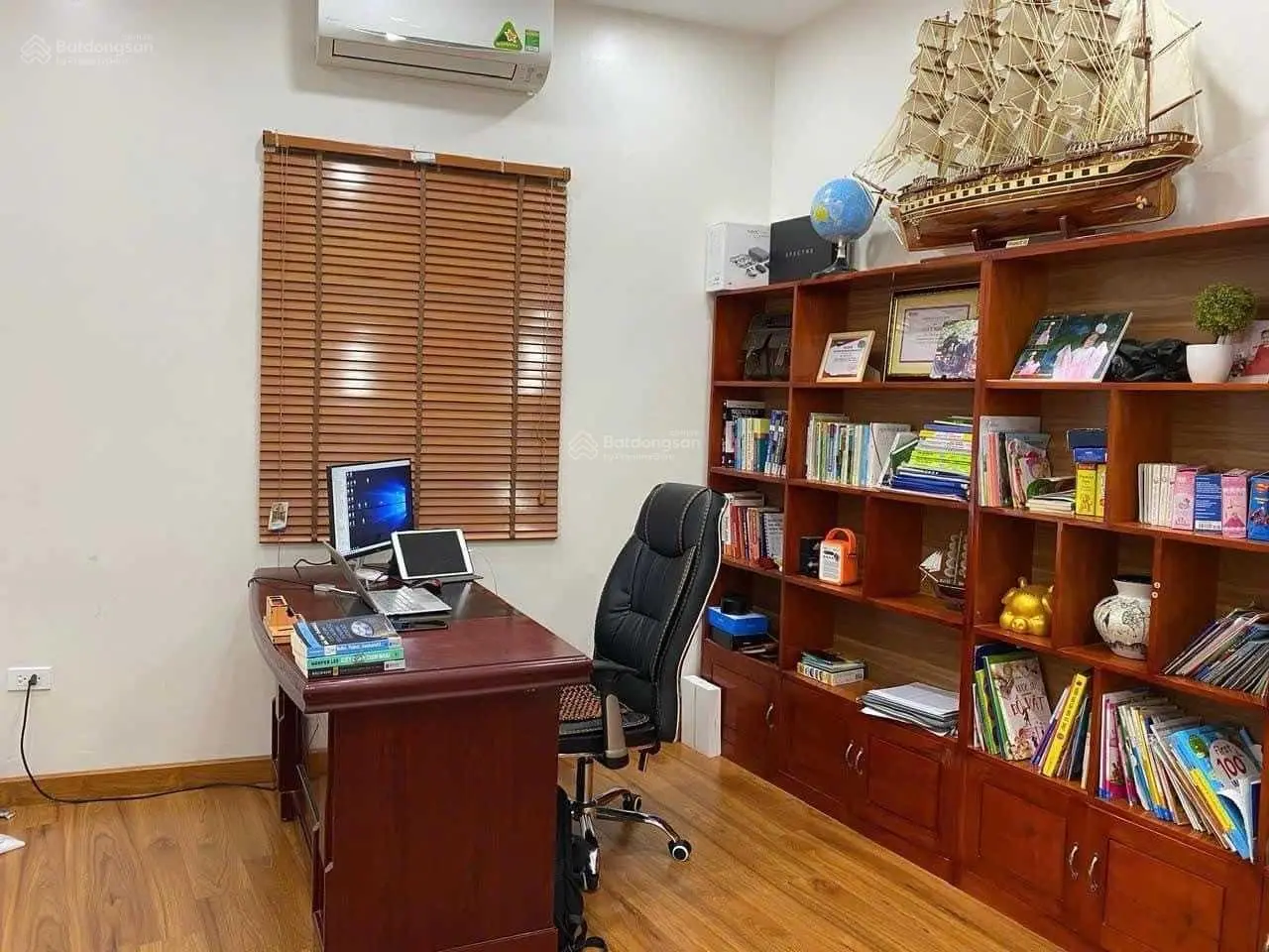 Nhà đẹp giá nét! Minh Khai - ô tô tránh - 57m2 * 4 tầng - 11.5 tỷ