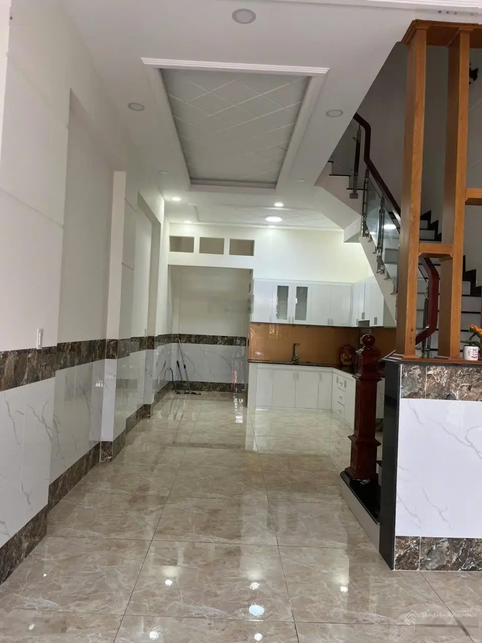 Nhà đẹp chính chủ có sổ hồng hoàn công ngay trung tâm Long Trường Q9, 57m2 1T 2 lầu ST, chỉ 5,5 tỷ