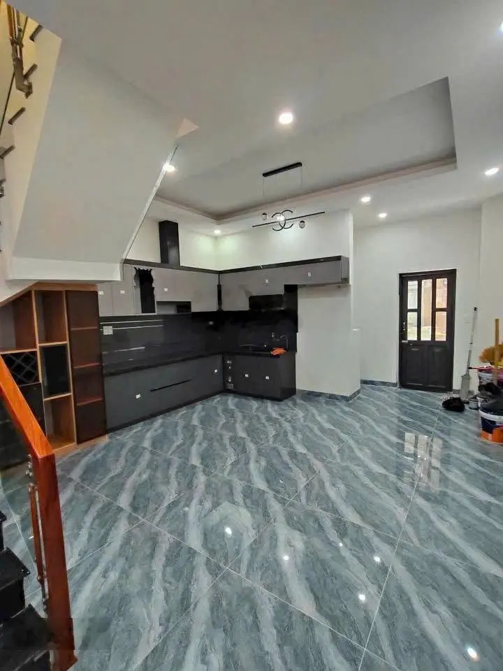 Giảm sâu 200tr bán gấp căn nhà 1t2l 4pn, 3wc tại thuận giao giá 2,39 tỷ