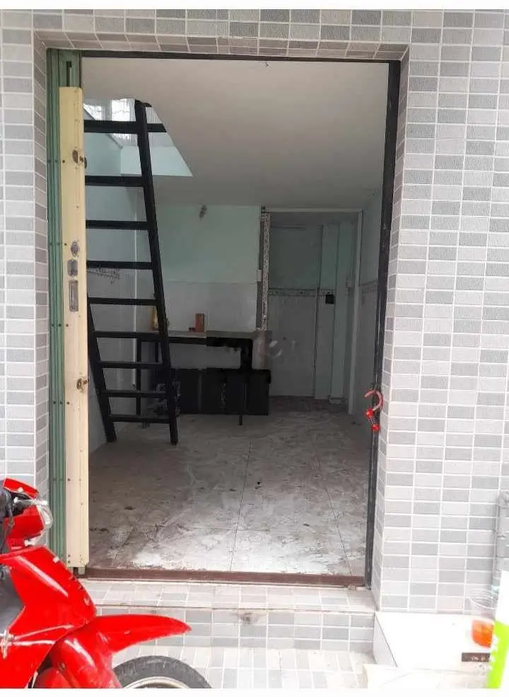 CẦN BÁN GẤP NHÀ GẦN CHỢ CẦN GIUỘC (GIÁ CÒN THƯƠNG LƯỢNG)