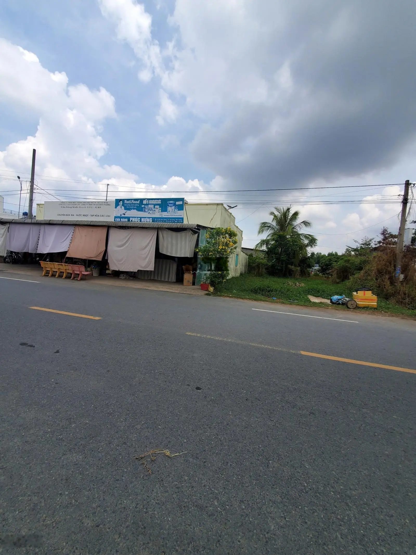 Bán 110m2 đất thổ, giá 645Tr ngay đường Nguyễn Văn Tư, P7, TP. Bến Tre, SHR, gần TT tp Bến Tre