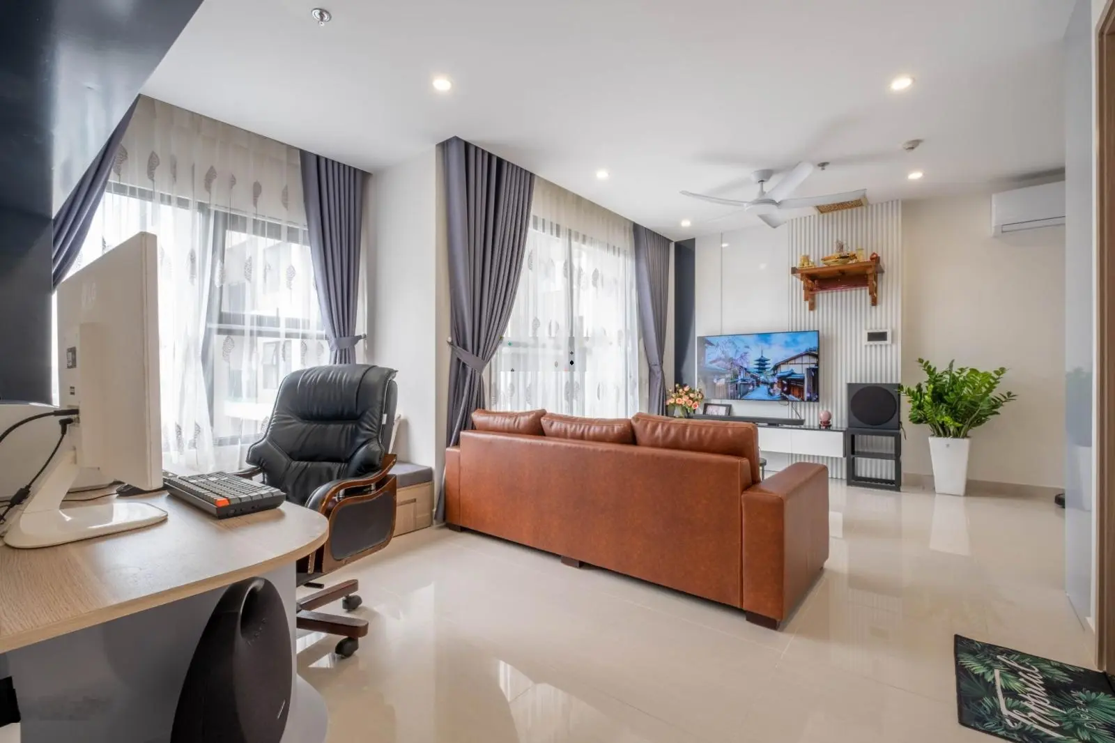 Cực Hiếm căn hộ 2PN+1 diện tích 70m2 Full nội thất giá chỉ 2,85 tỷ Tại Vinhomes Ocean Park Gia Lâm
