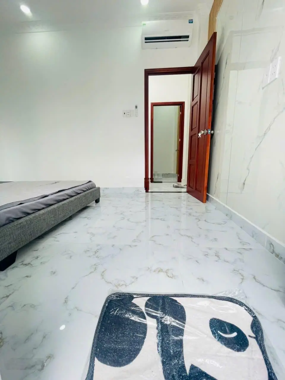 NGỘP QUÁ RA GẤP - Nhà Lê Thị Bạch Cát, Q.11 - 42m2 2PN, Giá 3 tỷ 290. Alo em xem sổ 039 3089627