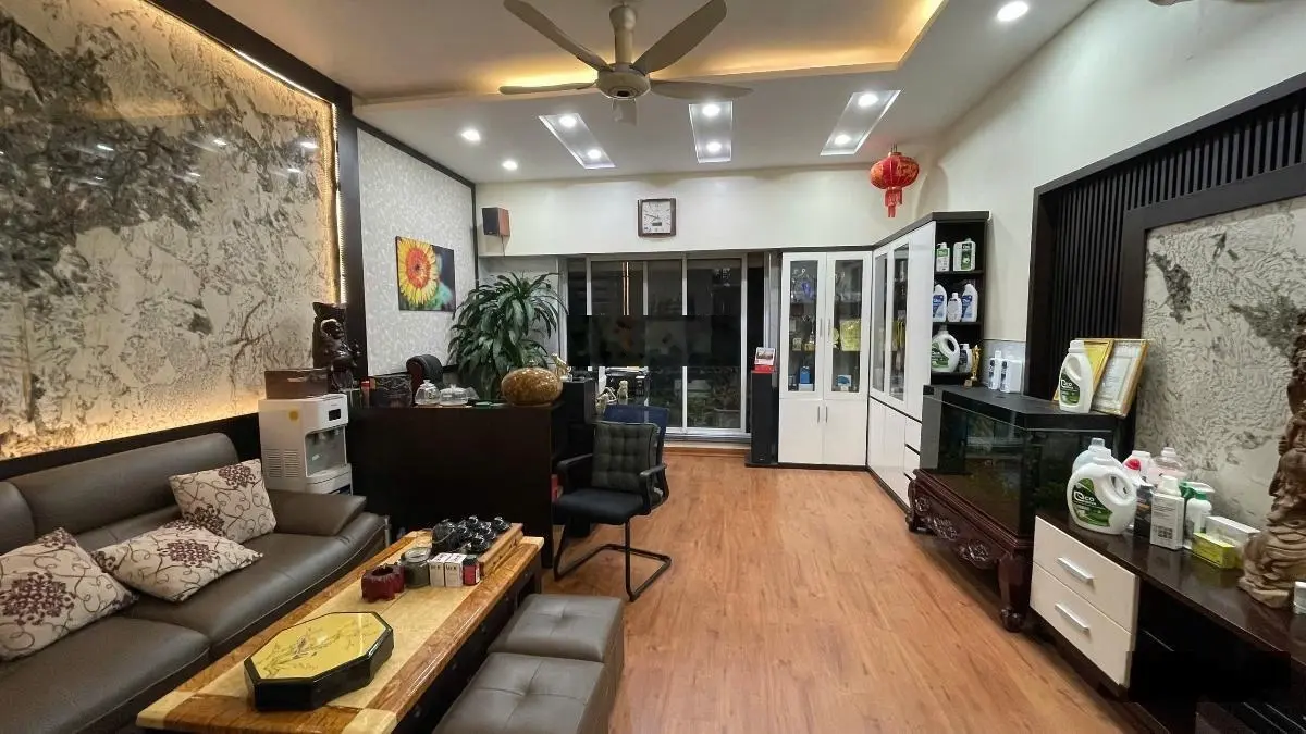 bán nhà phố vũ phạm hàm . 80m2 , 7 tầng , mặt tiền 5m , ô tô tránh , ở + kinh doanh , 32,8 tỷ