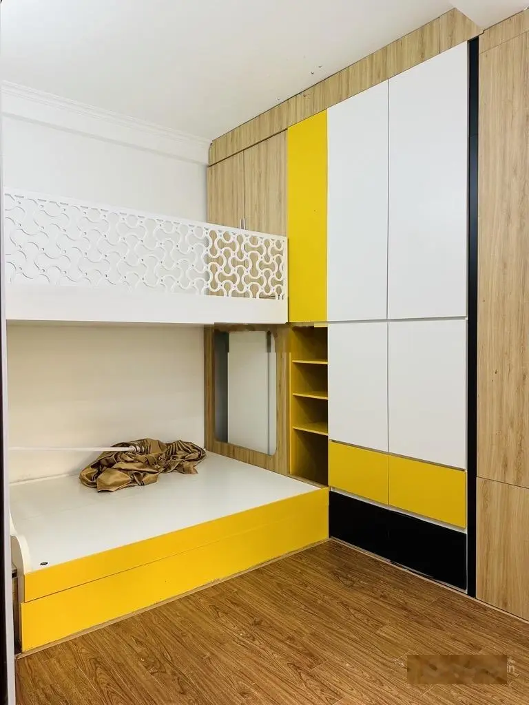 Nhỉnh 7 tỷ có ngay nhà 5 tầng 45m2, nhà mới full nội thất, ngõ thông kinh doanh sầm uất, tiện nghi.