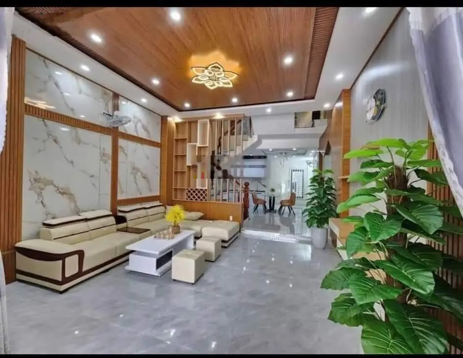 Bán nhà đẹp 4 tầng, mặt tiền đường Bàu Năng, Hòa Minh, Liên Chiểu, Đà Nẵng