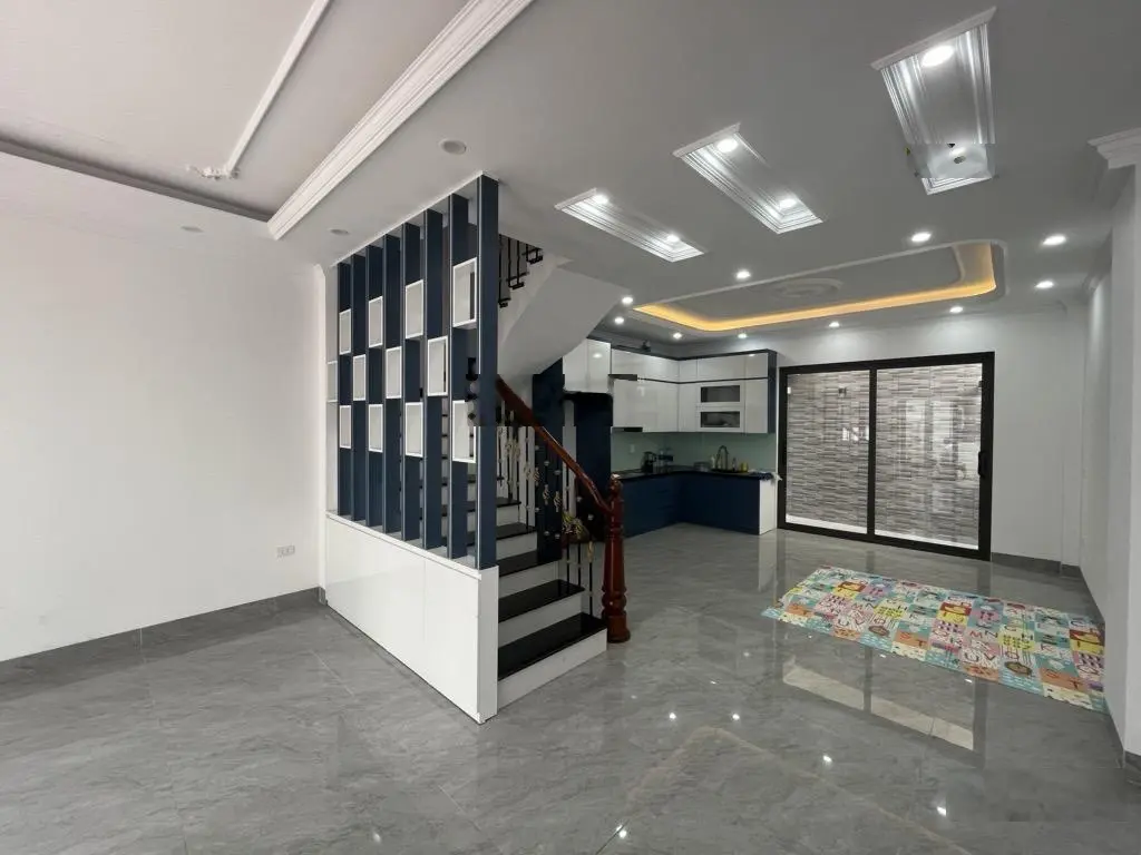 Nhà đẹp Vĩnh Quỳnh diện tích rộng 90m2 xây 4 tầng mặt tiền 5,2m - ô tô gần chỉ 70tr/m2