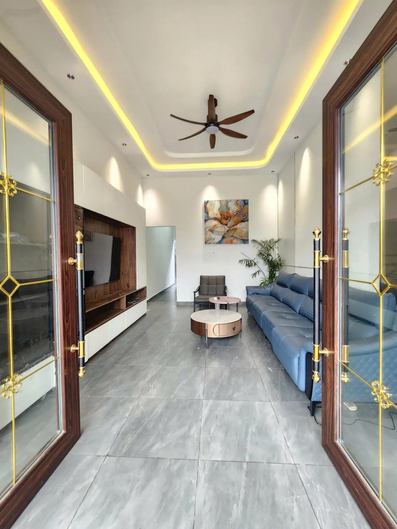 5.95 tỷ/ Bán nhà và kho xưởng ngang 10mx26m vừa ở vừa làm kinh doanh ngay Nguyễn Thị Tươi 20m