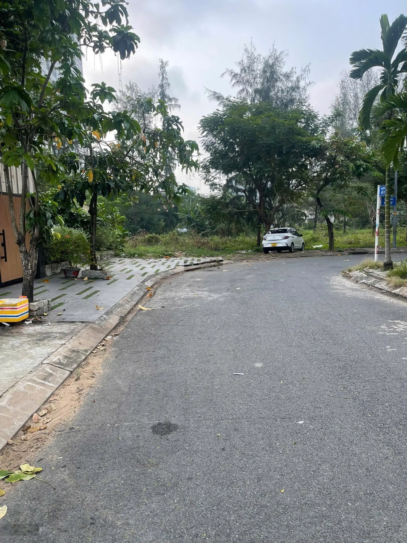 Hạ giá cần bán gấp lô đất 90m2 KDC Sadeco Phước Kiển A. Giá 8.5 tỷ , sổ hồng riêng.
