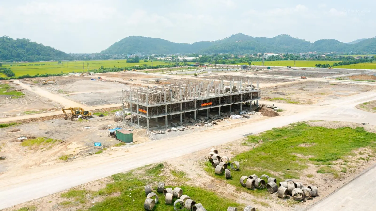 Bán đất tại khu đô thị Tân Thanh, Hà Nam. Diện tích 100m2, giá thương lượng
