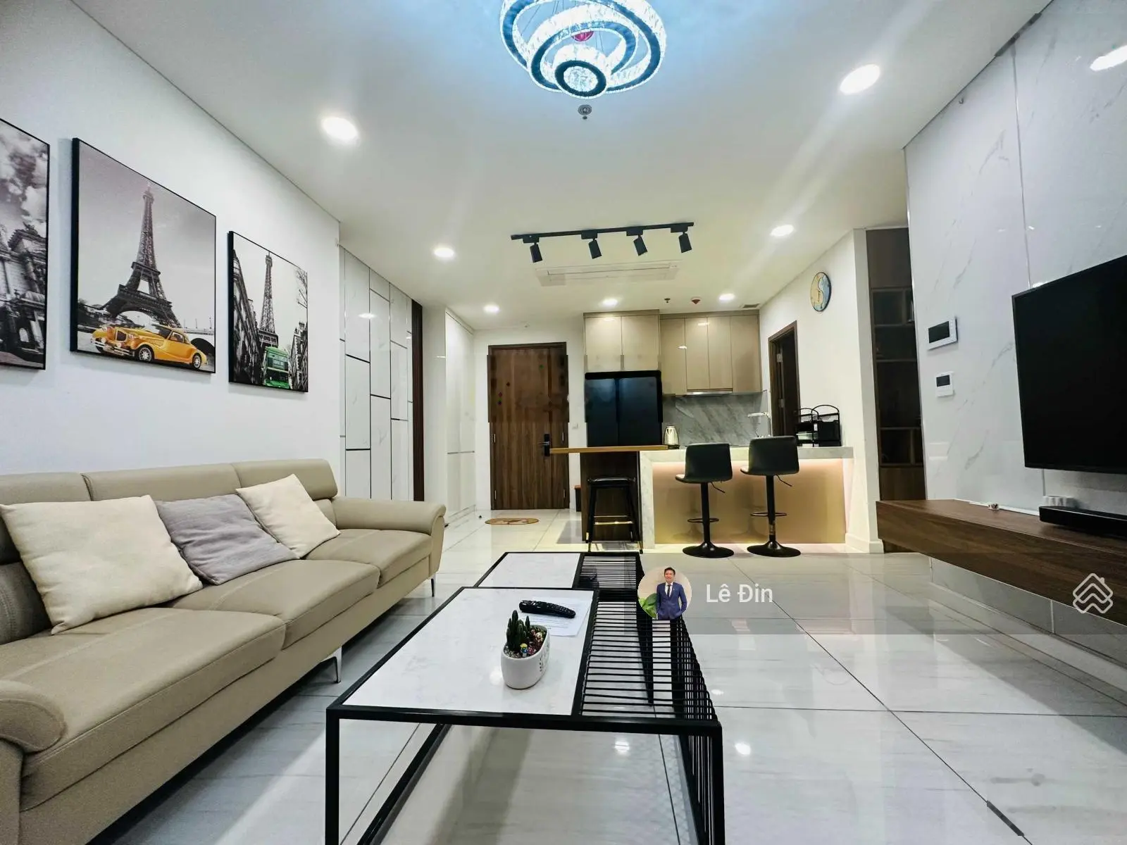 Khách kẹt tiền bán lỗ 2PN 73m2 Kingdom 101 tầng đẹp view thoáng giá 5 tỷ. LH: 0907 582 *** Mr Đin