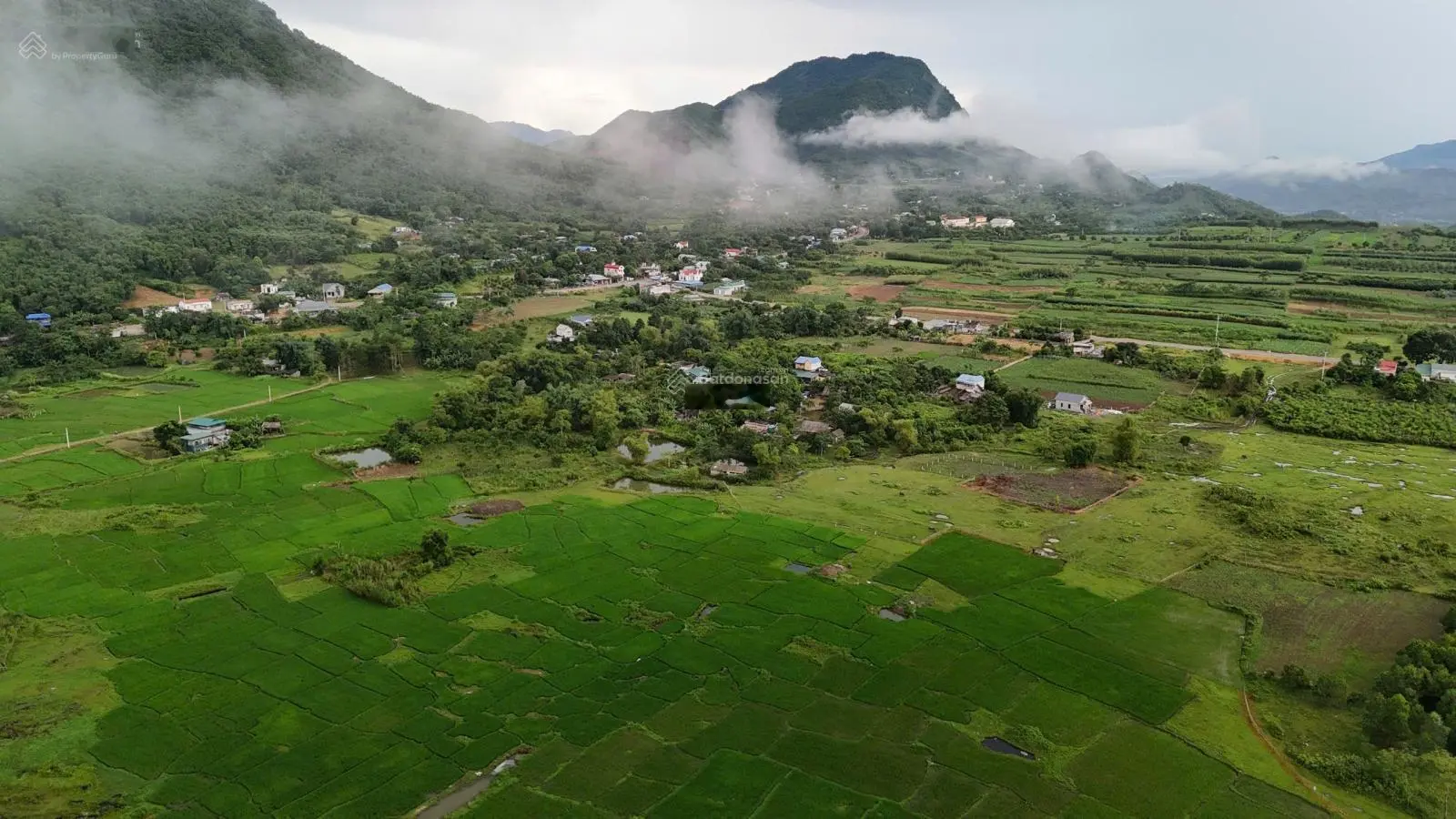 Chủ cần bán 3800M đất_400M thổ cư gần đường liên tỉnh tại Hào Lý Đà Bắc_chỉ 2.1tỷ0969 065 ***